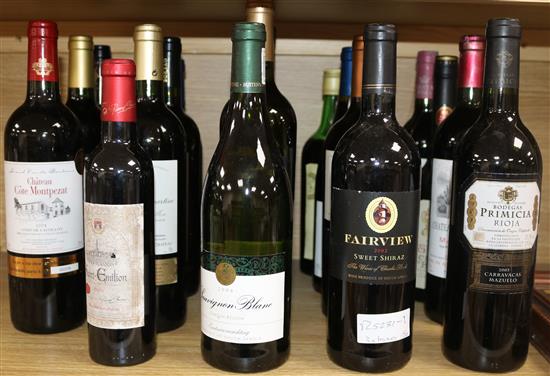 Twenty assorted bottles of wine